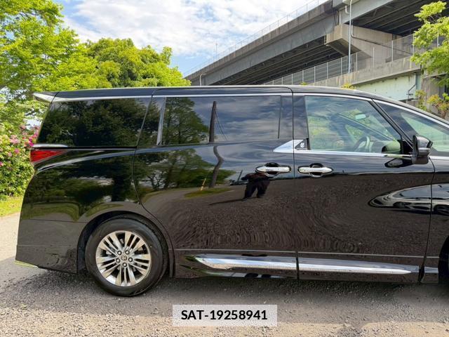 Toyota ALPHARD HYBRID 2025-03 7805976-5