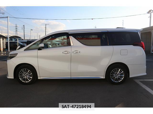 Toyota ALPHARD HYBRID 2021-12 7809477-9
