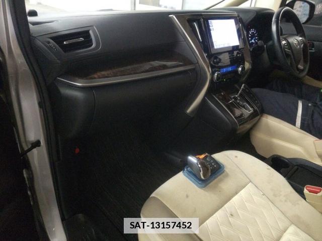 Toyota ALPHARD 2020-06 7796131-2