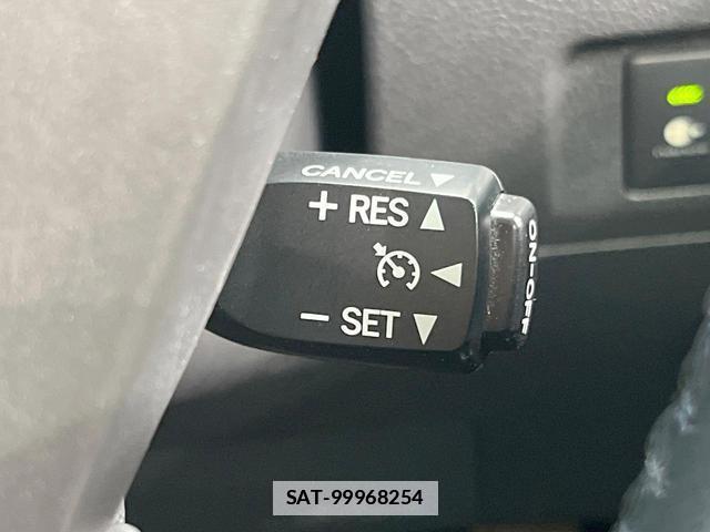 Toyota ALPHARD 2014-07 7799458-6