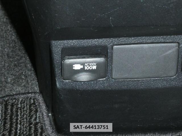 Toyota ALPHARD 2022-03 7800113-18