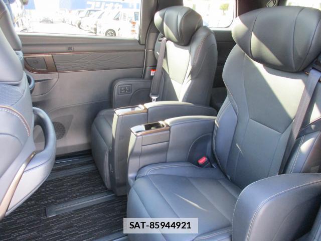Toyota ALPHARD 2025-01 7800982-13
