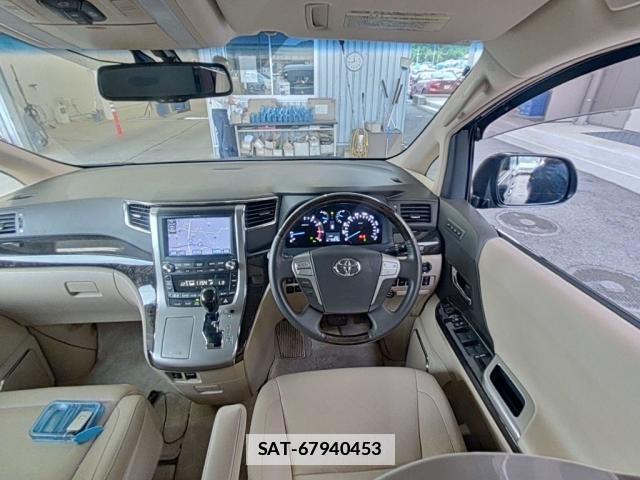 Toyota ALPHARD 2012-09 7801498-2