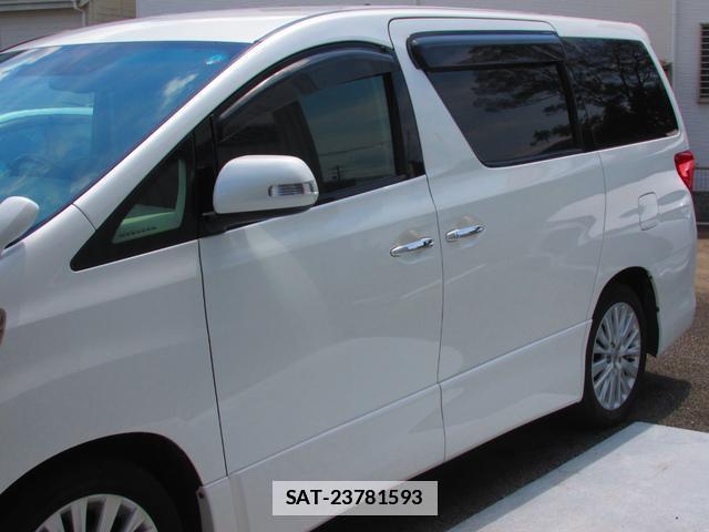Toyota ALPHARD 2012-06 7803409-11