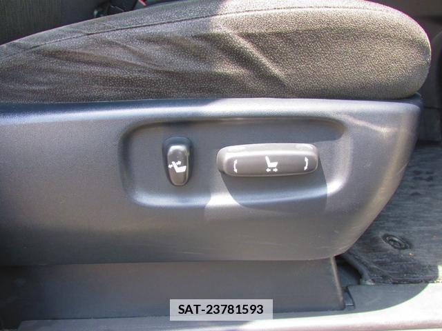 Toyota ALPHARD 2012-06 7803409-13