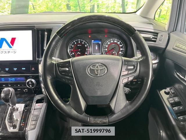 Toyota ALPHARD 2018-03 7804470-11