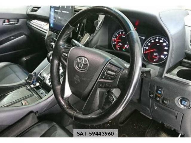 Toyota ALPHARD 2018-02 7807458-2