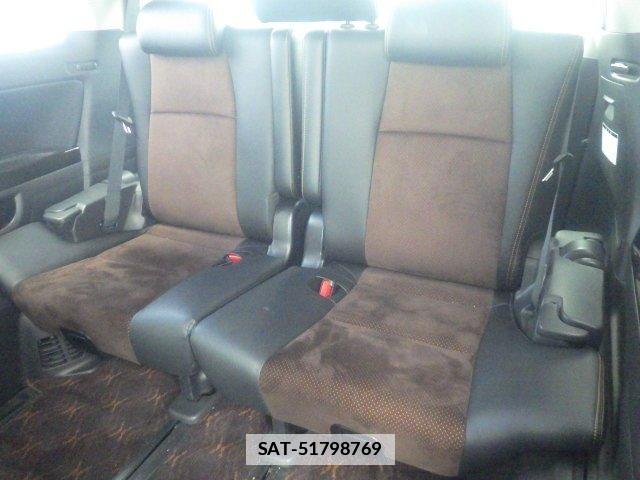 Toyota ALPHARD 2013-10 7810259-18