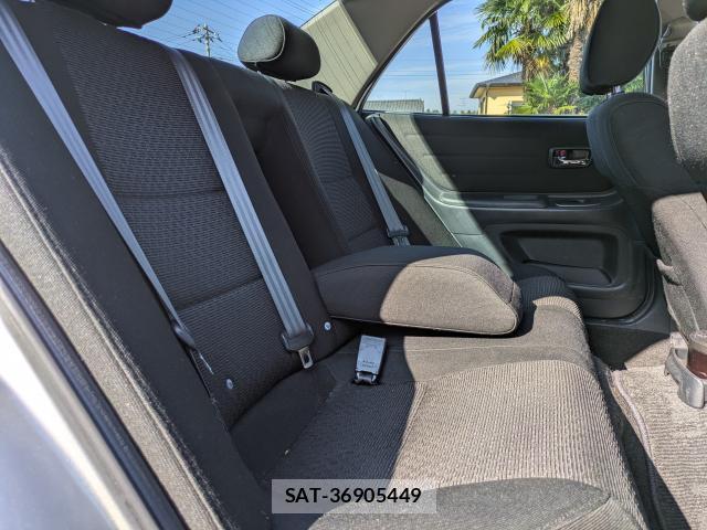 Toyota ALTEZZA 2005-03 7797393-11