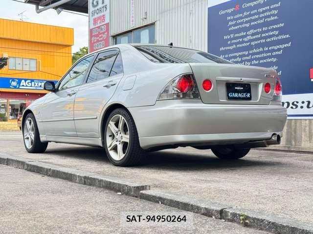Toyota ALTEZZA 1998-12 7809637-11
