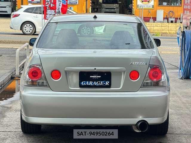 Toyota ALTEZZA 1998-12 7809637-9