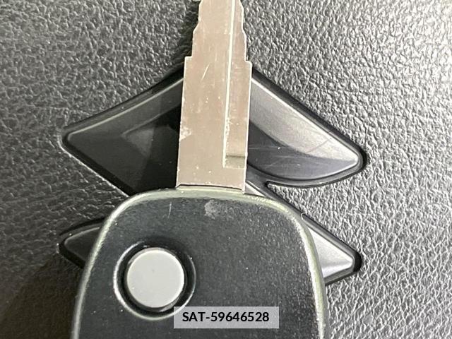 Suzuki ALTO 2021-04 7804499-3