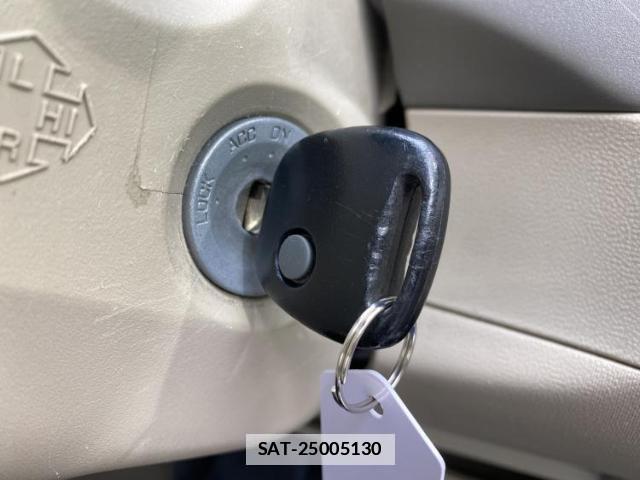 Suzuki ALTO 2013-04 7804906-8