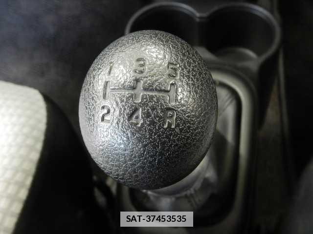 Suzuki ALTO 2017-07 7810819-3