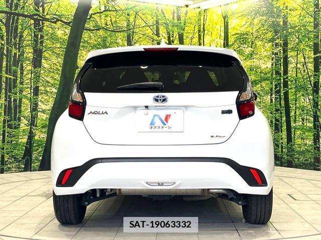 Toyota AQUA 2023-03 7793102-15