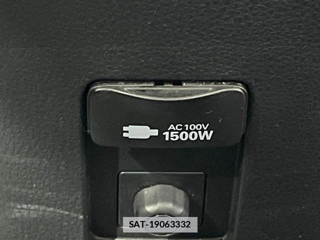 Toyota AQUA 2023-03 7793102-5