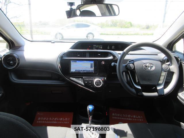 Toyota AQUA 2021-03 7793377-16