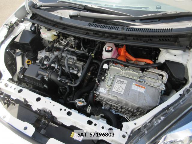 Toyota AQUA 2021-03 7793377-19