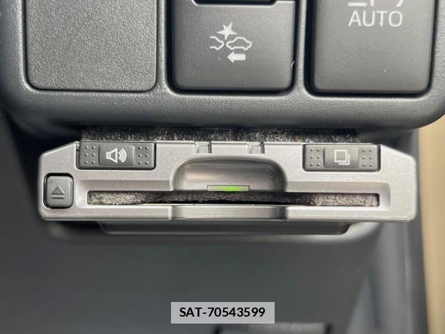Toyota AQUA 2018-07 7794238-3