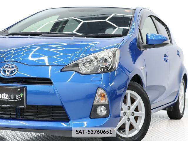 Toyota AQUA 2012-04 7794317-10