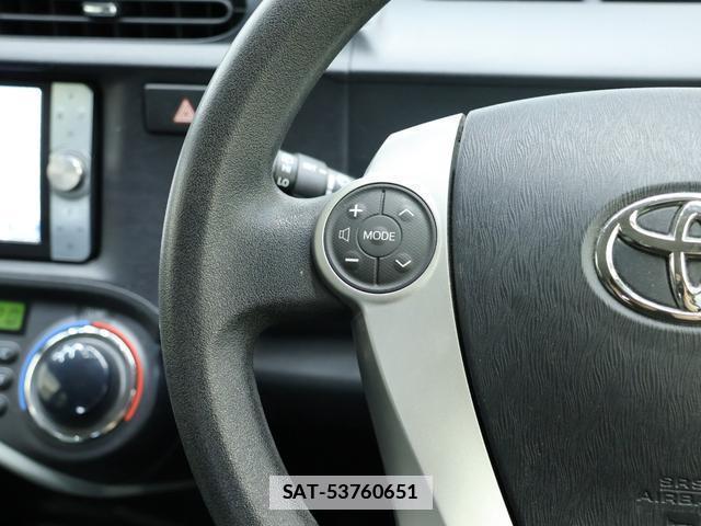Toyota AQUA 2012-04 7794317-18