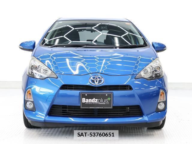Toyota AQUA 2012-04 7794317-2