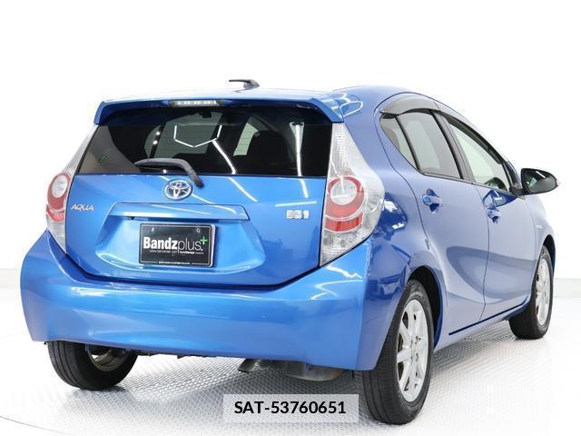 Toyota AQUA 2012-04 7794317-7