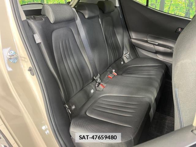 Toyota AQUA 2021-09 7794536-9