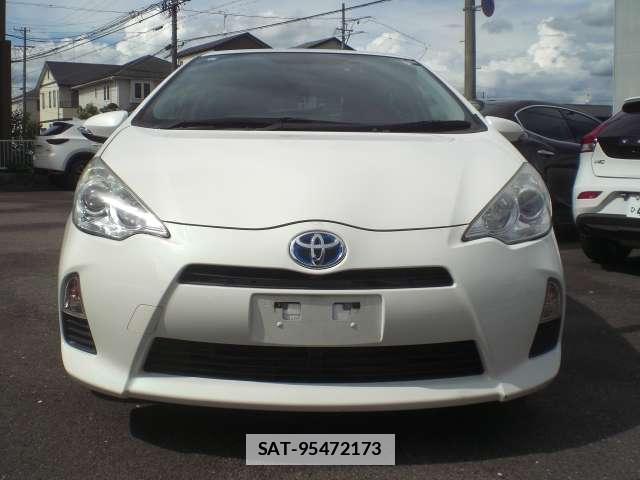 Toyota AQUA 2012-07 7795191-1