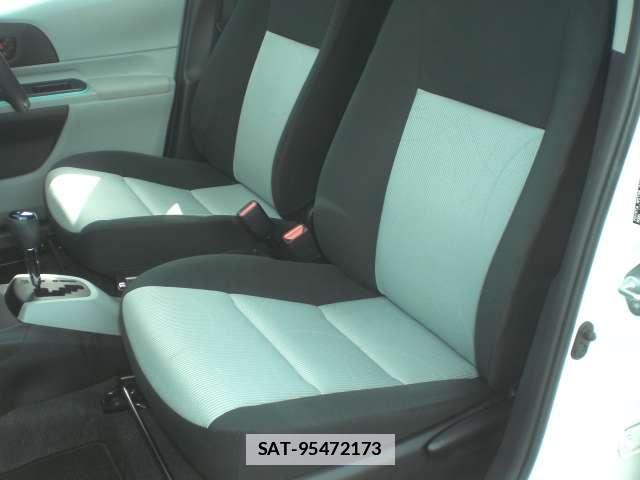 Toyota AQUA 2012-07 7795191-14
