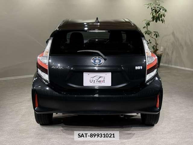 Toyota AQUA 2021-01 7795386-1