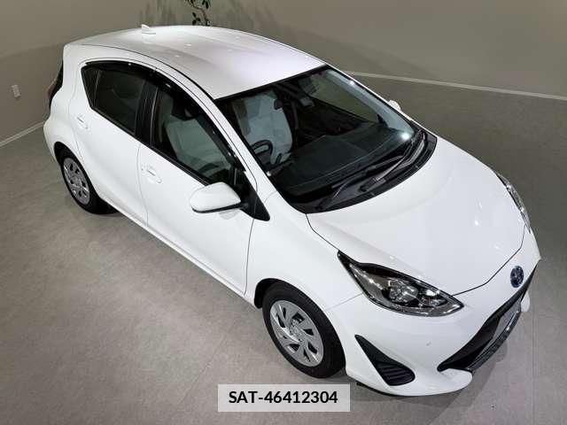 Toyota AQUA 2021-03 7795418-11