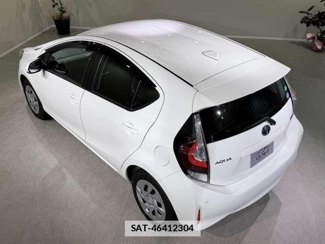 Toyota AQUA 2021-03 7795418-14