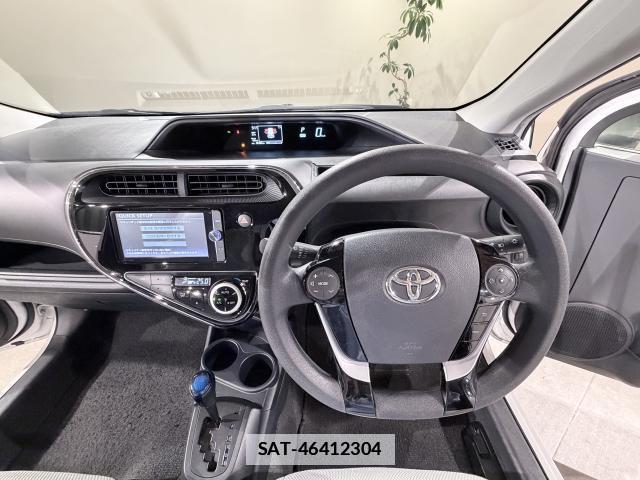 Toyota AQUA 2021-03 7795418-17