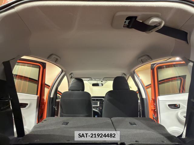Toyota AQUA 2012-08 7795426-16