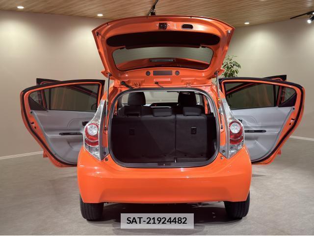 Toyota AQUA 2012-08 7795426-18