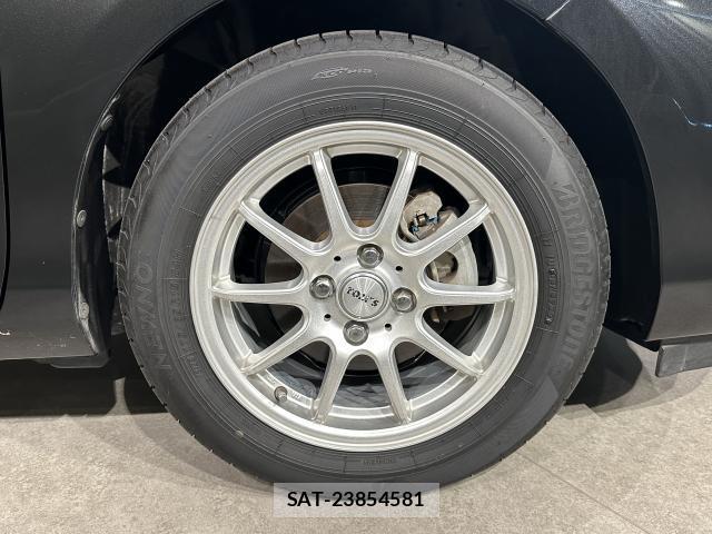 Toyota AQUA 2012-01 7795428-19
