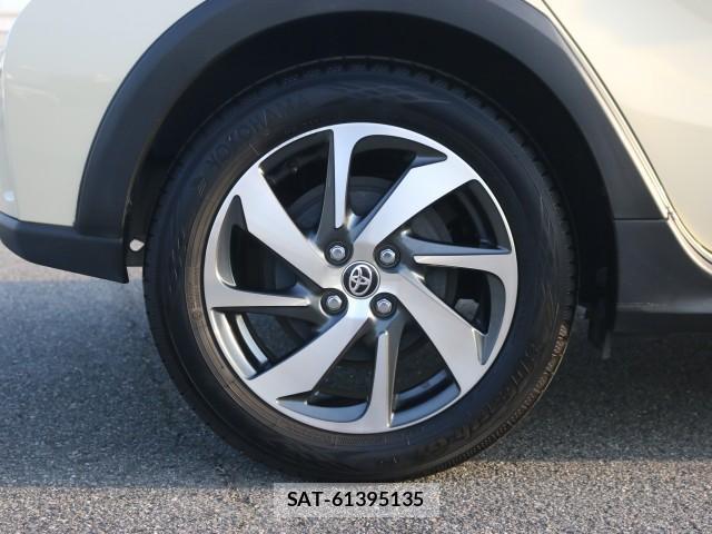 Toyota AQUA 2020-08 7796264-18