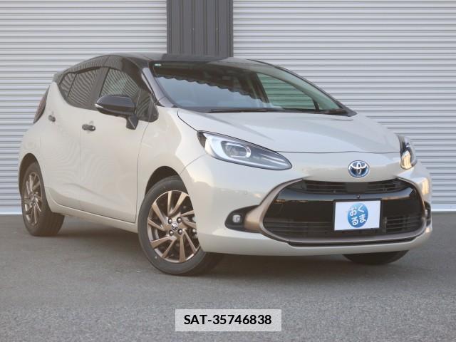 Toyota AQUA 2025-01 7796304-0
