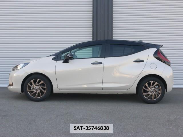 Toyota AQUA 2025-01 7796304-10