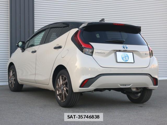Toyota AQUA 2025-01 7796304-14