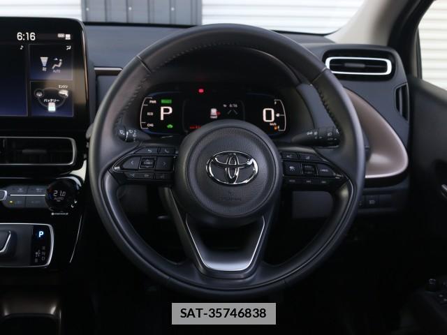 Toyota AQUA 2025-01 7796304-17