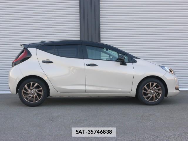 Toyota AQUA 2025-01 7796304-3