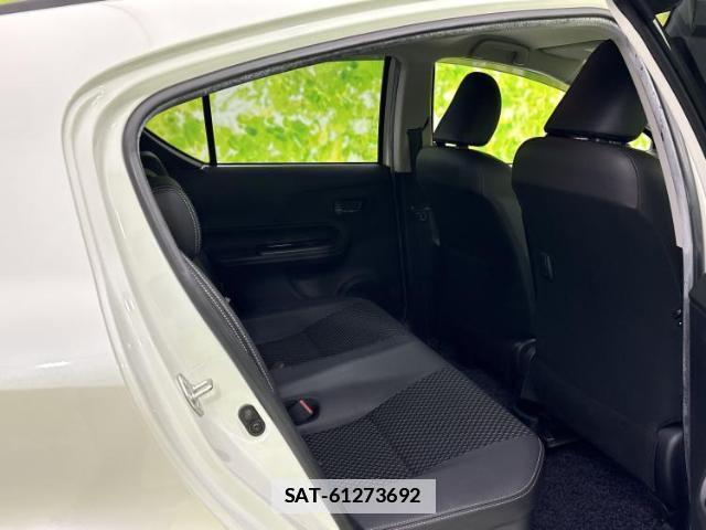 Toyota AQUA 2019-08 7797675-4