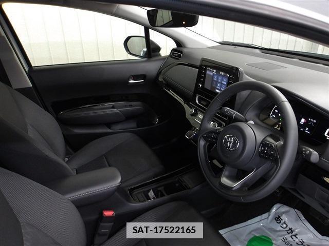 Toyota AQUA 2026-03 7797956-11