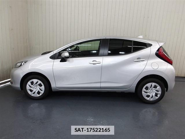 Toyota AQUA 2026-03 7797956-14
