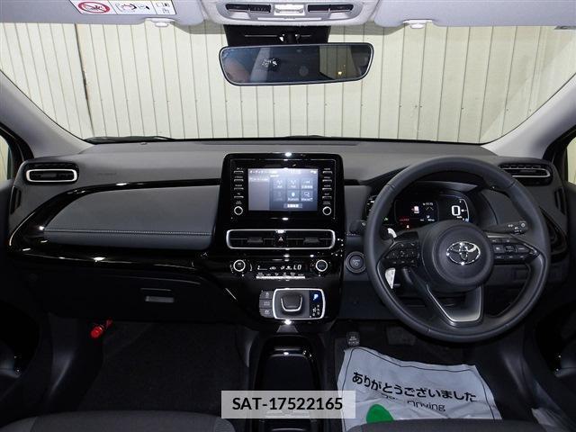 Toyota AQUA 2026-03 7797956-3