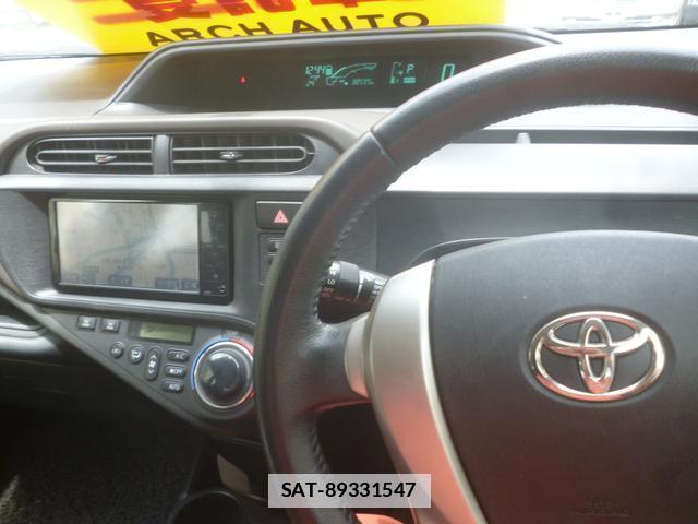 Toyota AQUA 2012-04 7798071-4