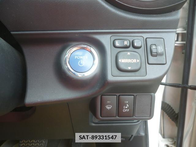 Toyota AQUA 2012-04 7798071-8