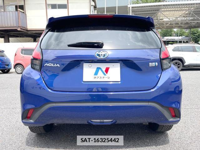 Toyota AQUA 2022-11 7798258-14